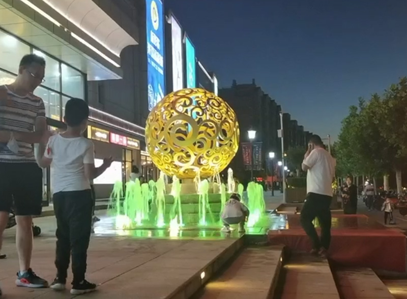 雕塑噴泉